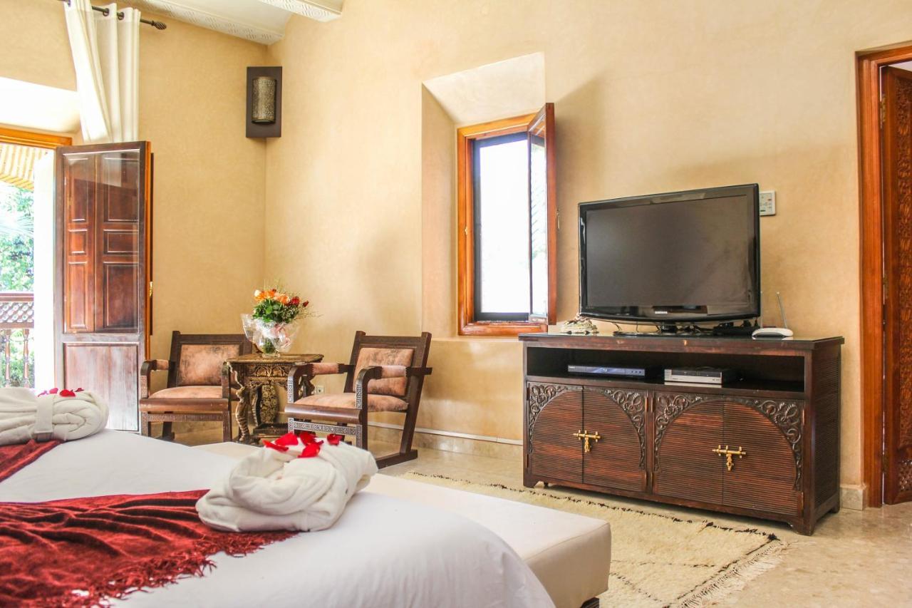 Magnificent Villa "Golf Amelkis" マラケシュ エクステリア 写真
